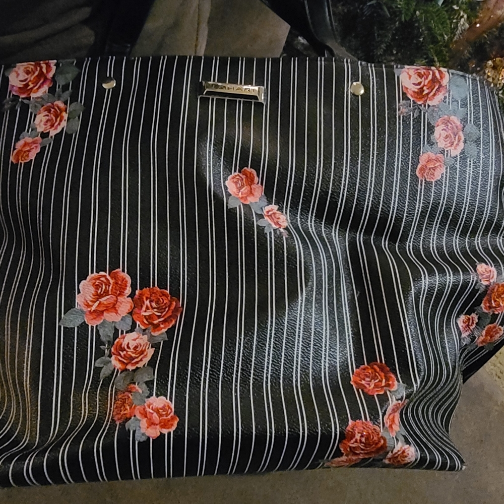 Tahari tote